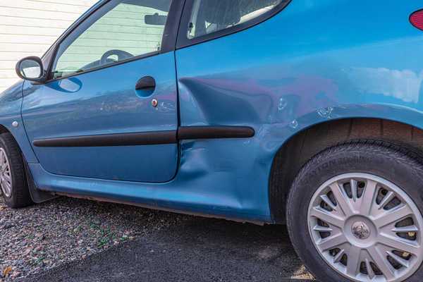 Vandalizmus – ako riešiť škodovú udalosť na vozidle
